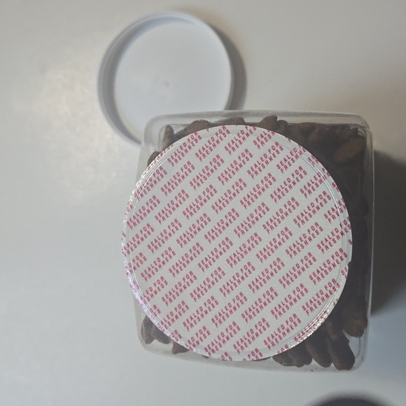 Friskies Salmon Cat Treats Party Mix- 20oz - Picture 4 of 6